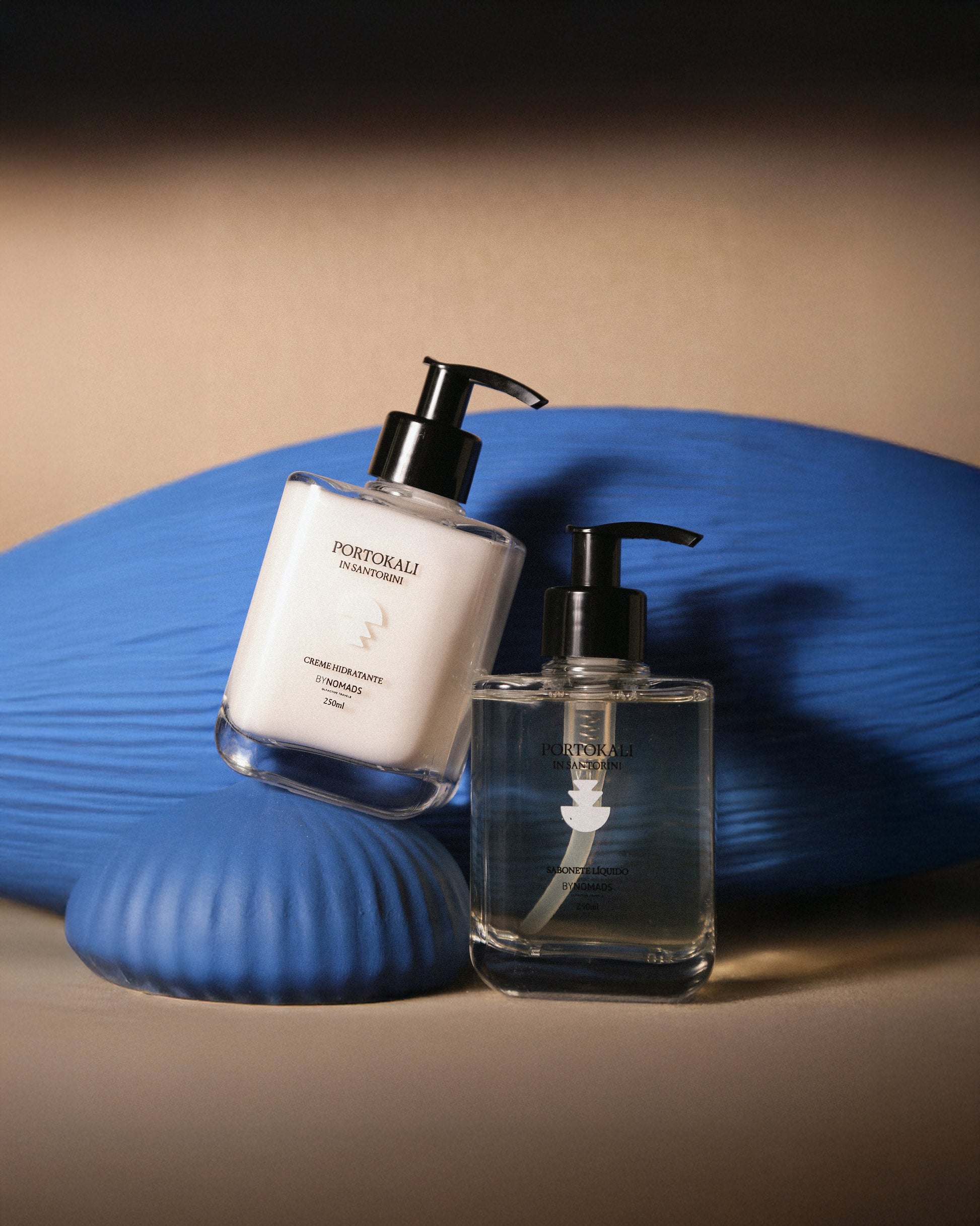 Duo Portoklai in Santorini